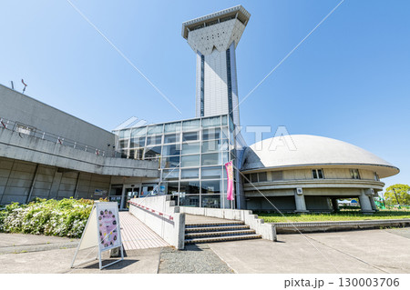 茨城県行方市　快晴の霞ヶ浦ふれあいランド 130003706