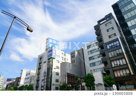 古書で有名な神田神保町 130003808