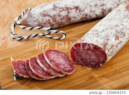 Air-dried Spanish sausage Longaniza 130004153