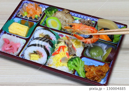 寿司幕の内弁当（和食弁当） 130004885