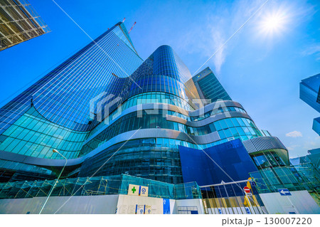 日本の東京都市景観8月21日。日本橋や日本橋一丁目の再開発事業などを望む。新時代に… 130007220