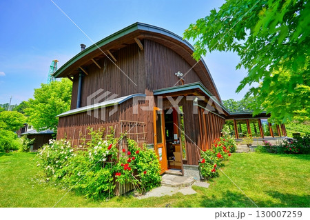 オチカビ ワイナリーの風景　（北海道余市町） 130007259