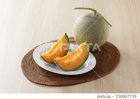 新鮮で美味しいメロン 130007730