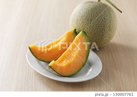 新鮮で美味しいメロン 130007761
