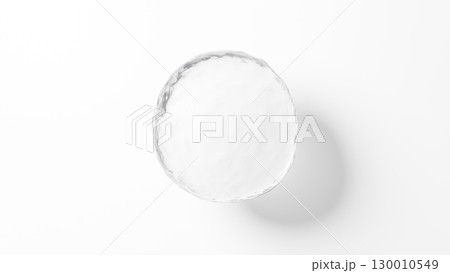 白背景に浮かぶ水の球体。水滴。3D（横長） 130010549