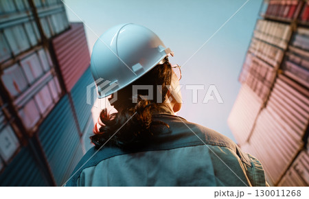 working in container terminal 130011268