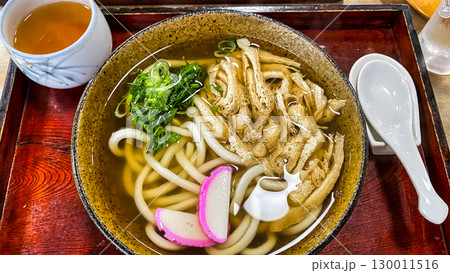 上から撮影したうどん 130011516