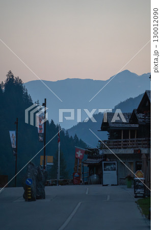 ジナールの朝焼け 130012090