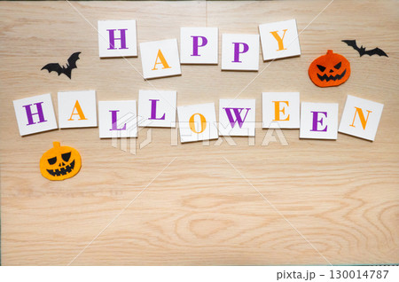 木目背景のハロウィンデザイン 木目背景のハロウィンデザイン 130014787