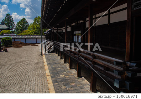 【京都風景】東福寺本坊庭園 質実剛健の風格漂う南庭 【京都風景】東福寺本坊庭園 質実剛健の風格漂う南庭 130016971