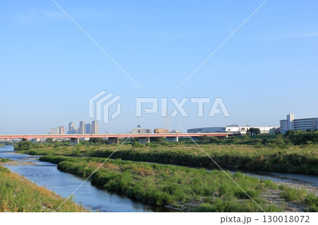 東京都・世田谷区・二子玉川から眺める武蔵小杉方面の景色 130018072