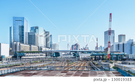 高輪ゲートウェイ駅から見る品川駅方面の都市風景【東京都・港区】 130019383