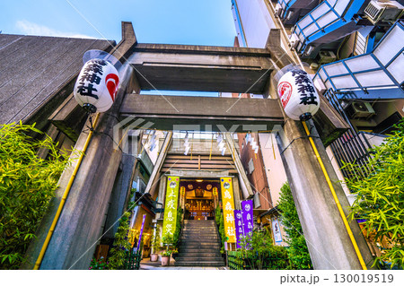日本の東京都市景観 新橋・烏森神社などを望む 日本の東京都市景観 新橋・烏森神社などを望む 130019519