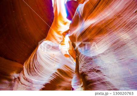 アメリカ・アリゾナ州のロウワー・アンテロープ・キャニオン 130020763