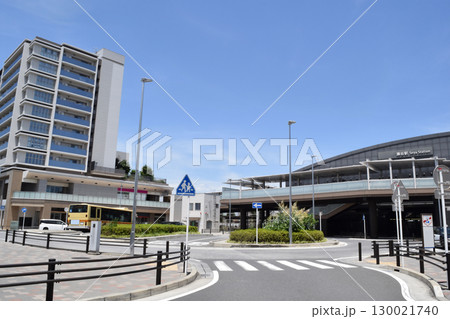 横浜市 瀬谷駅南口の街並み 横浜市 瀬谷駅南口の街並み 130021740