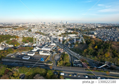 横浜市をドローン空撮(横浜新道今井IC付近) 横浜市をドローン空撮(横浜新道今井IC付近) 130022180