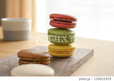 カラフルなマカロン 130022959