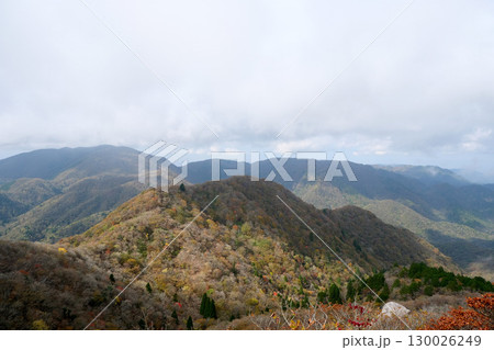 御在所岳望湖台からの西側風景6_2024年11月 130026249