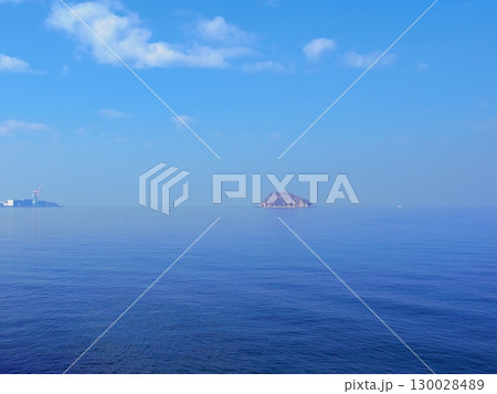 宇多津臨海公園より望む瀬戸内海(香川県綾歌郡宇多津町) 130028489