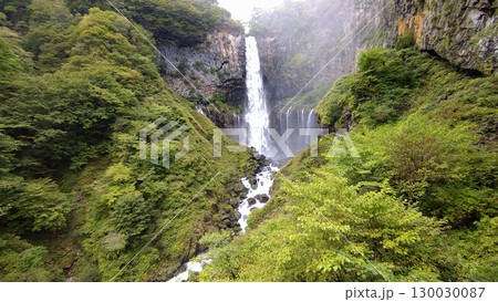 華厳の滝  130030087