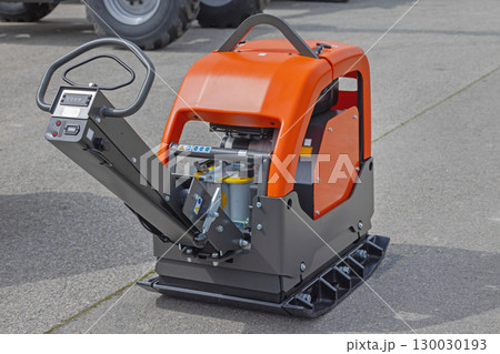 Reversible Plate Compactor Machine 130030193