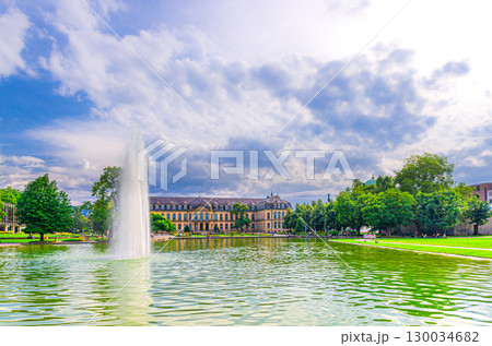 Stuttgart cityscape, Upper castle garden Schlossgarten Eckensee lake, fountain, New Palace Neues Schloss Baroque style building in old town Stuttgart city historic center, Baden-Wurttemberg, Germany Stuttgart cityscape, Upper castle garden Schlossgarten Eckensee lake, fountain, New Palace Neues Schloss Baroque style building in old town Stuttgart city historic center, Baden-Wurttemberg, Germany 130034682