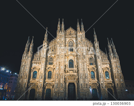 Night view of the city building in Milano Centro, Duomo 130036903
