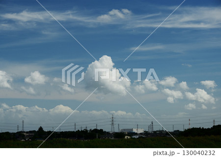 青い空と白い雲 130040232