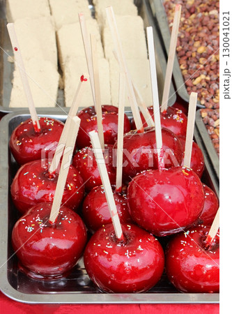 Apples on stick Apples on stick 130041021