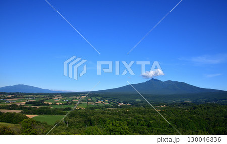 8月の斜里岳景観 8月の斜里岳景観 130046836