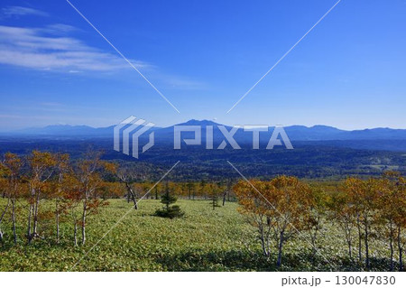 10月の斜里岳景観 10月の斜里岳景観 130047830