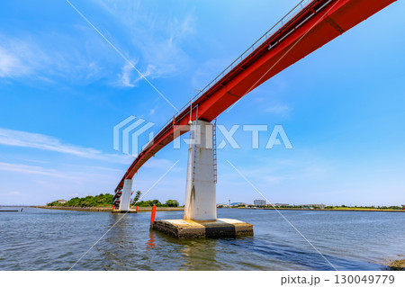 千葉県　木更津市　鳥居崎海浜公園にある中の島大橋 130049779