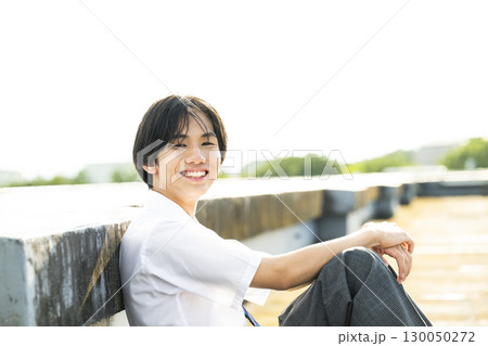 男子高校生のポートレート 笑顔 男子高校生のポートレート 笑顔 130050272