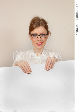 Girl large white board Girl large white board 130060047