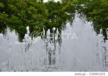 《愛知県》名古屋市千種区　吹上公園の噴水 130061201