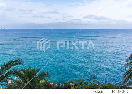 美しい沖縄の海の風景 美しい沖縄の海の風景 130064807
