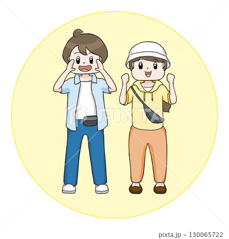 運動会で応援するお父さんとお母さん 130065722