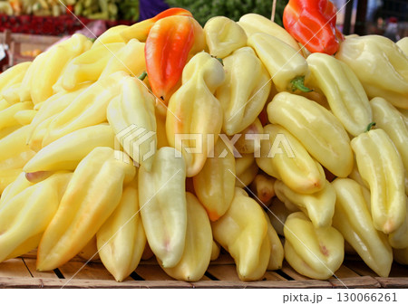 Yellow peppers 130066261