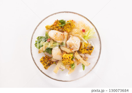 帆立と焼きとうもろこしのサラダ（焦がしバター醤油） 130073684