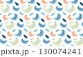 バナナのシームレスなパターン 130074241