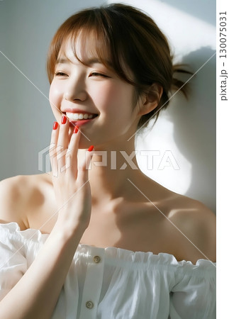 美容モデル 130075031