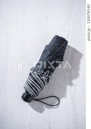 折り畳みの日傘　 130076540