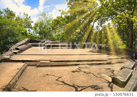 天空の古代宮殿・シーギリヤ遺跡の絶景 天空の古代宮殿・シーギリヤ遺跡の絶景 130076631