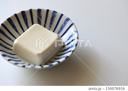 冷ややっこ　おいしい豆腐 130076916