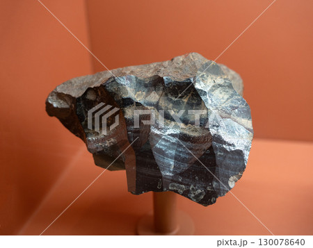 鉄鉱石の標本　赤鉄鉱 130078640