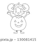 かぼちゃの仮装をする女の子　線画　イラスト 130081415