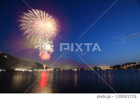 夏の夜に咲く大輪 130081728