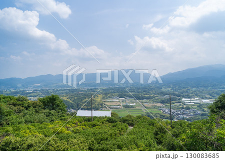 龍泉寺から嶽山へ向かう途中の景色(大阪府富田林市) 龍泉寺から嶽山へ向かう途中の景色(大阪府富田林市) 130083685
