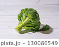 ブロッコリー 130086549
