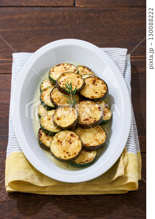 ズッキーニのグリルマリネ｜焼きズッキーニをマリネした夏の副菜 130088222